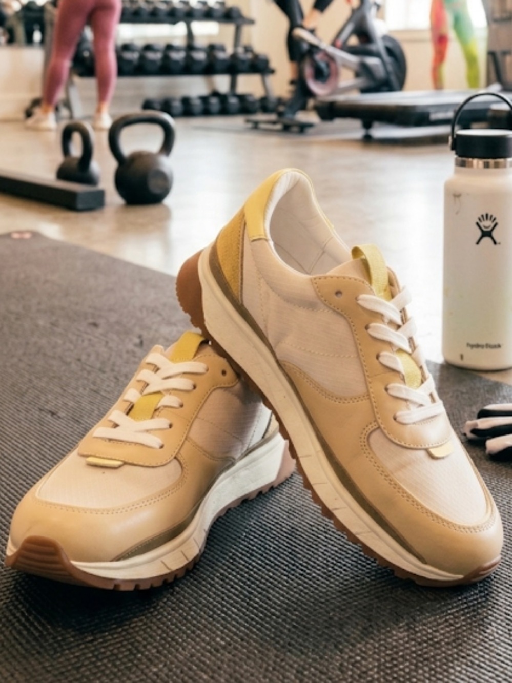 Madewell NWOT Kickoff Trainer Sneaker Yellow Tan Athletic Madewell Shoe Size 7